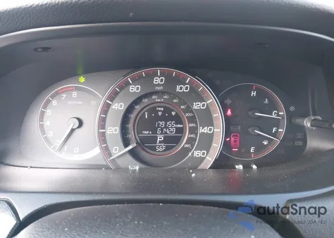 2015 Honda Accord Sport z USA, uszkodzony, nr VIN 1HGCR2F58FA262371